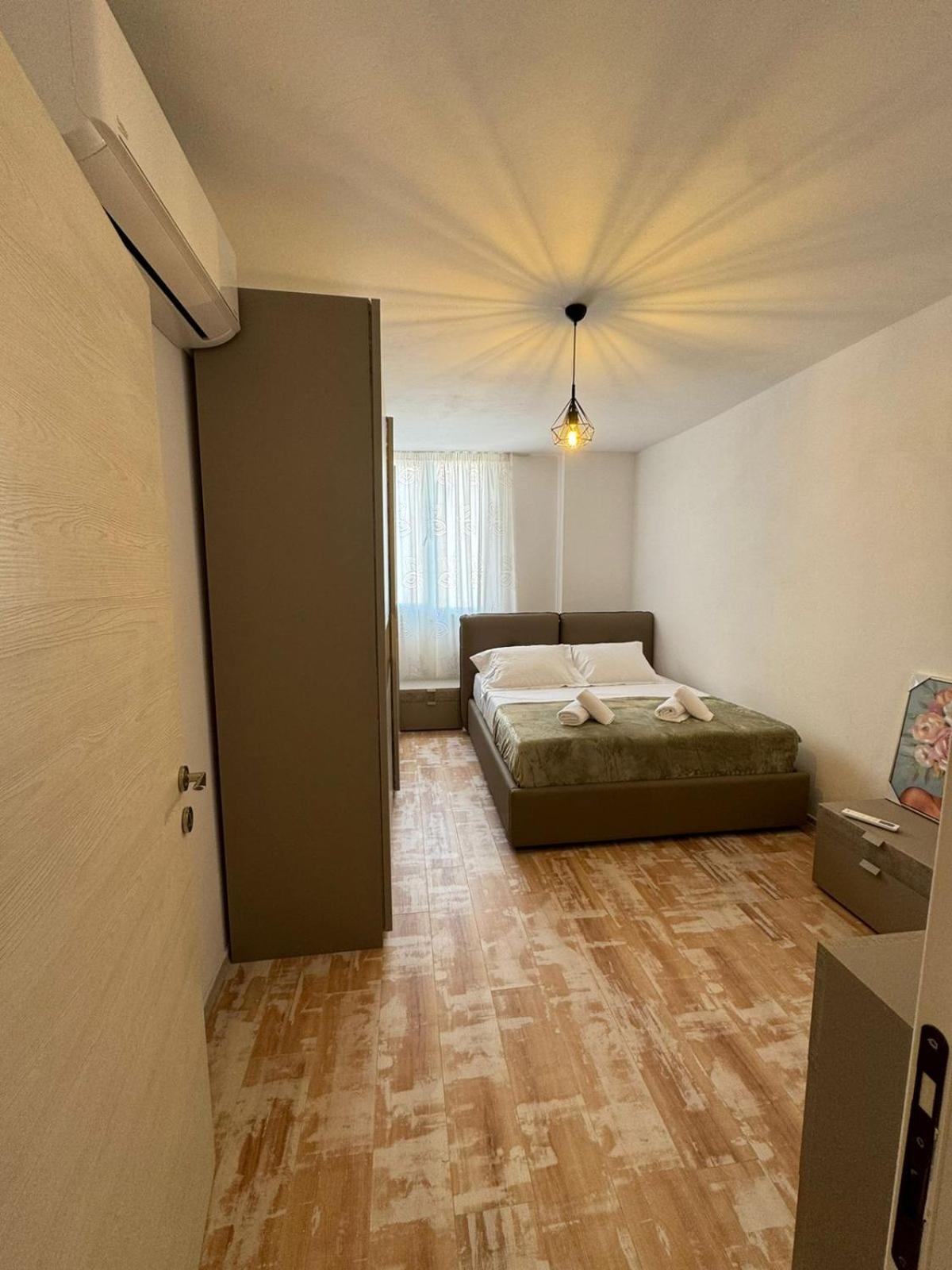 Apartament Gjoli